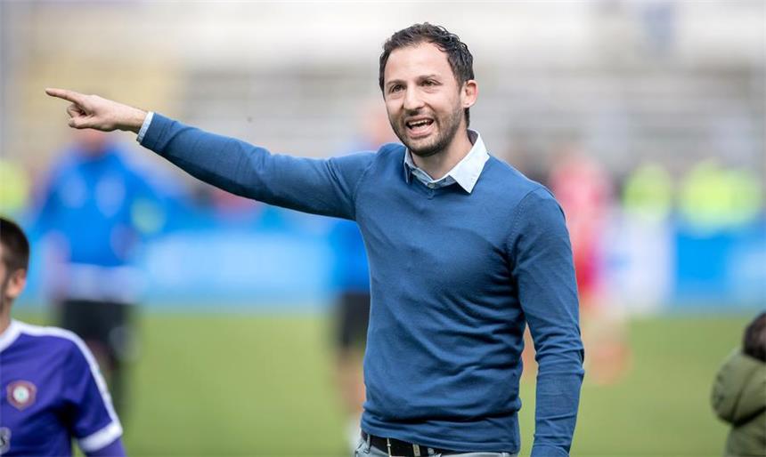 Schalke testet gegen Besiktas und Inter Mailand Trainer Domenico Tedesco und der FC Schalke 04 treffen während ihrer China-Reise auf Besiktas Istanbul und Inter Mailand.