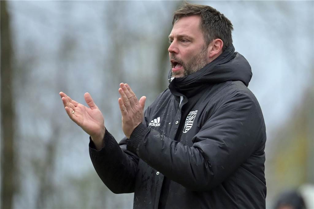 Vorwärts Epe mit dem Mut der Verzweiflung: Eintracht Ahaus will Serie fortsetzen Trainer Frank Wegener und Eintracht Ahaus genießen ihre aktuelle Situation.