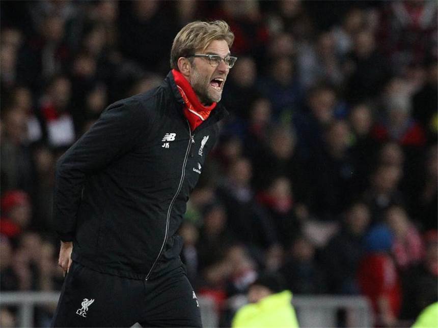 «Weicher Deutscher» für Klopp kein Problem Trainer Jürgen Klopp hatte sich nach einem Foul aufgeregt. Foto: Lindsey Parnaby