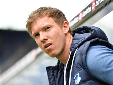 Trainer Julian Nagelsmann will mit Hoffenheim noch direkt die Champions League erreichen. Foto: Uwe Anspach