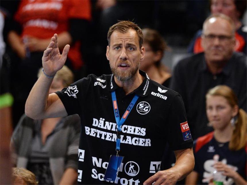 Flensburg-Handewitt gewinnt Spitzenspiel gegen Melsungen Trainer Maik Machulla hat mit der SG Flensburg-Handewitt das Spitzenspiel Melsungen gewonnen. Foto: Daniel Reinhardt