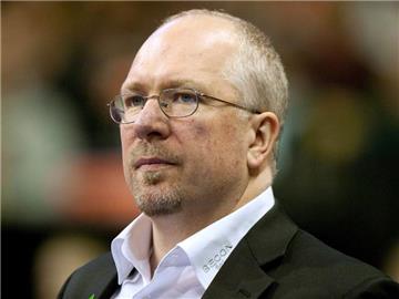 Trainer Mark Lebedew will die Berlin Volleys zur Meisterschaft führen. Foto: Sebastian Kahnert