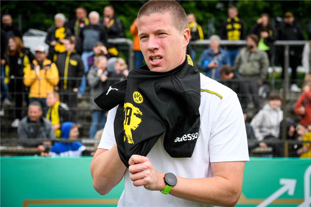 Trainer Mike Tullberg hatte sich zu einem Systemwechsel entschieden.