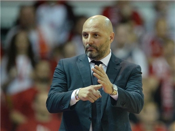 Trainer Sasa Djordjevic fordert von den Bayern-Profis eine deutliche Steigerung. Foto: Andreas Gebert