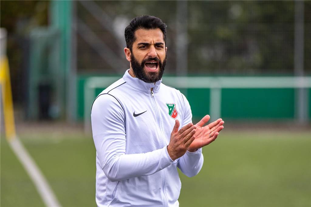 SC Fröndenberg verpflichtet altbekannten Stürmer Trainer Sedat Sener freut sich über einen neuen Stürmer beim SC Fröndenberg-Hohenheide.
