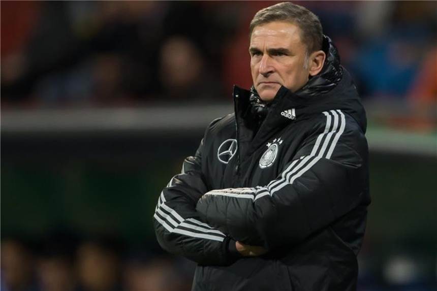 U21 ohne Tah und Co. - Kuntz: „Auf den Punkt fit sein“ Trainer Stefan Kuntz schaut schon auf das Spiel in Irland. Foto: Swen Pförtner