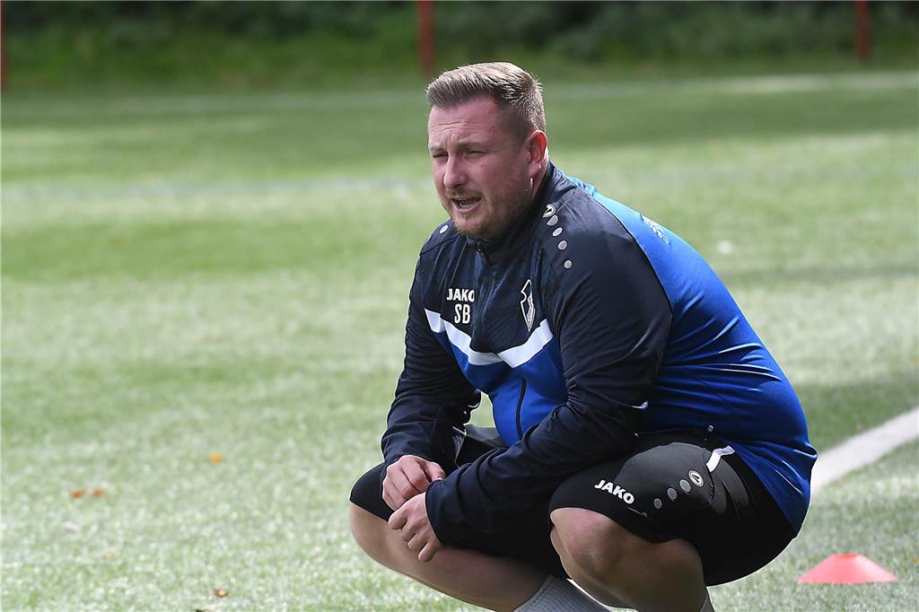 FC Frohlinde : Schiri haut dem Kreisliga-A Ligisten 21 Tore ins Netz Trainer Sven Berger freute sich über den Einsatz seiner Mannschaft.
