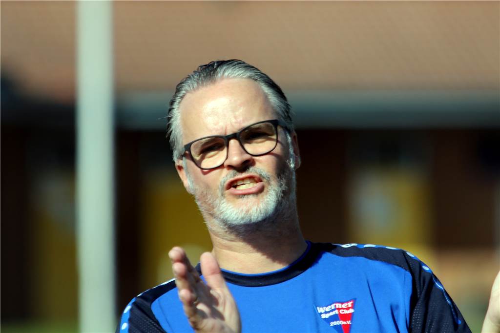 Werner Team wurde von Corona ausgebremst: „Sportlich eine Mega-Katastrophe“ Trainer Thomas Volkenrath steht auch in der nächsten Saison an der Seitenlinie.