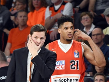 Trainer Thorsten Leibenath muss vorerst auf Augustine Rubit verzichten. Foto: Stefan Puchner