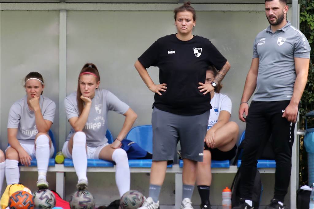 SV Berghofen: Top-Torjägerinnen gehen – Ersatz kommt auch aus der U17-Nationalmannschaft Trainerin Laura Marienfeld hat ihren Kader deutlich verjüngt.