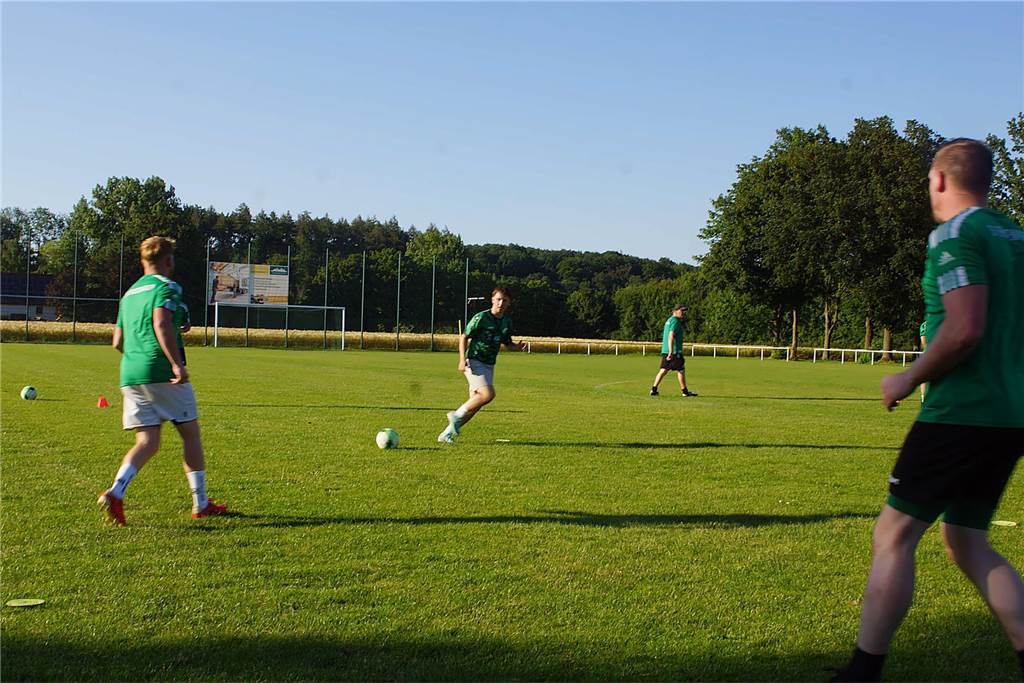 Trainingsauftakt SV Bausenhagen