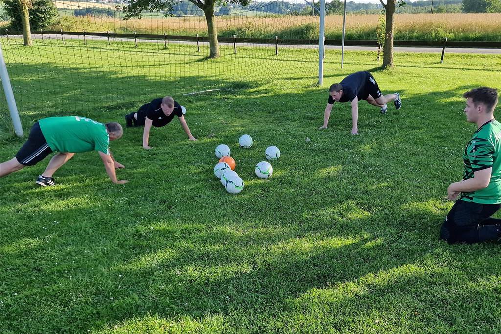 Trainingsauftakt SV Bausenhagen