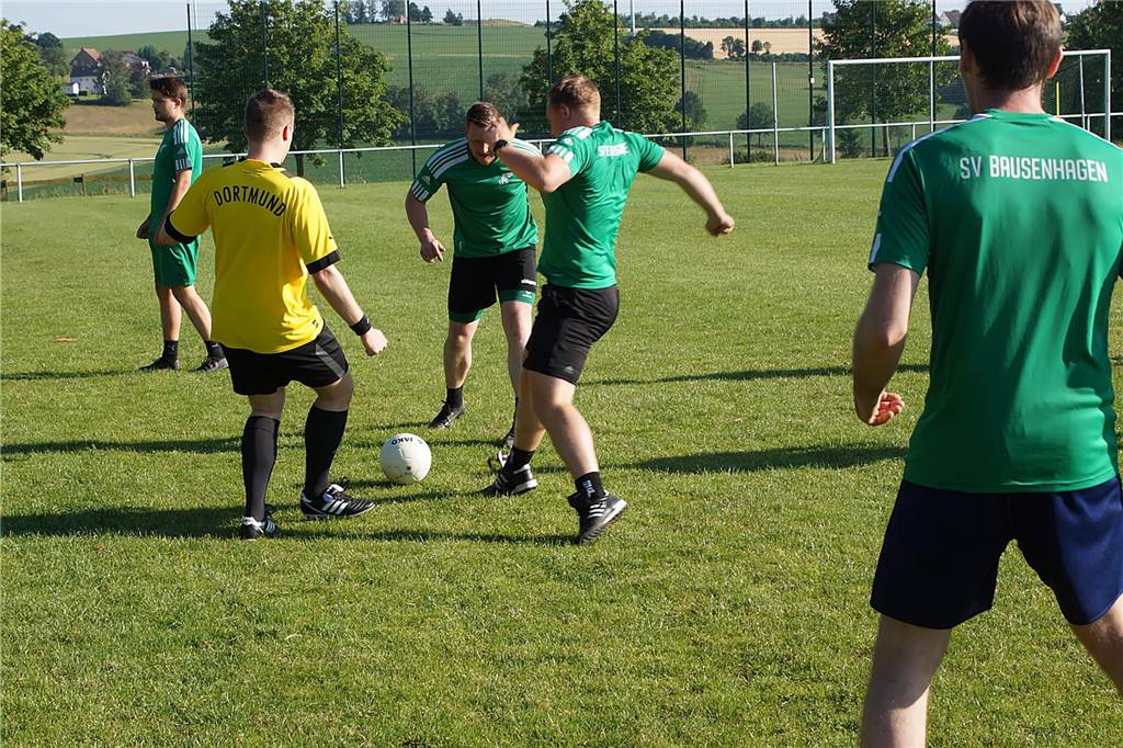 Trainingsauftakt SV Bausenhagen