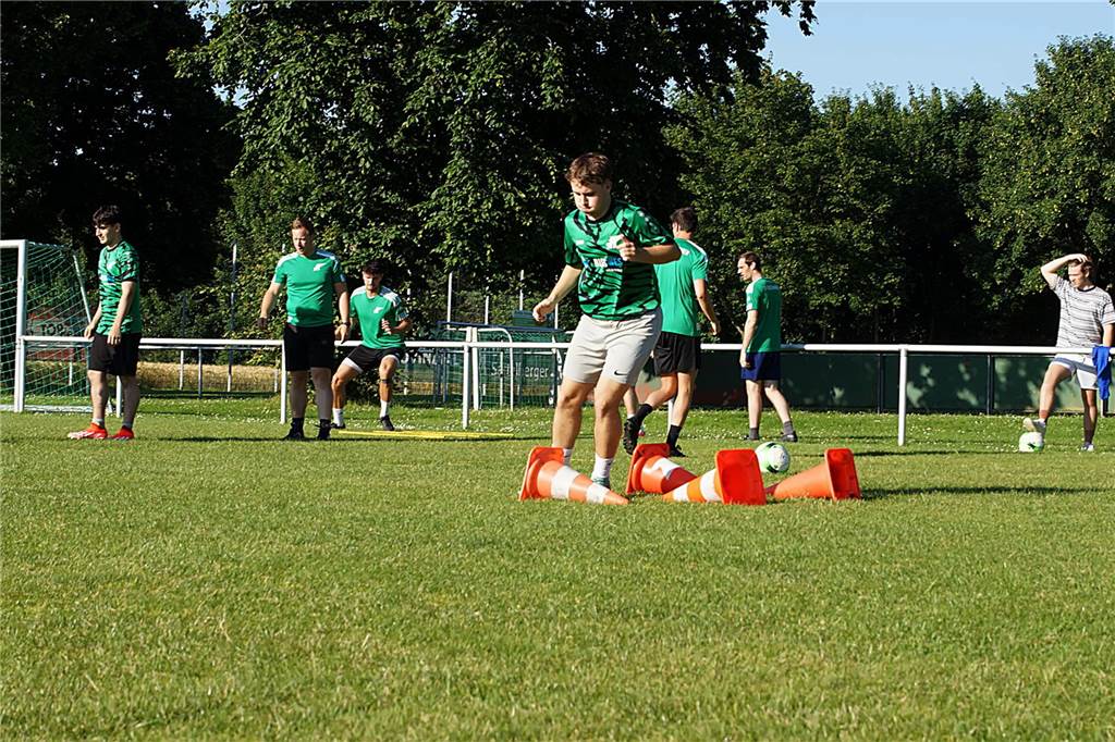 Trainingsauftakt SV Bausenhagen