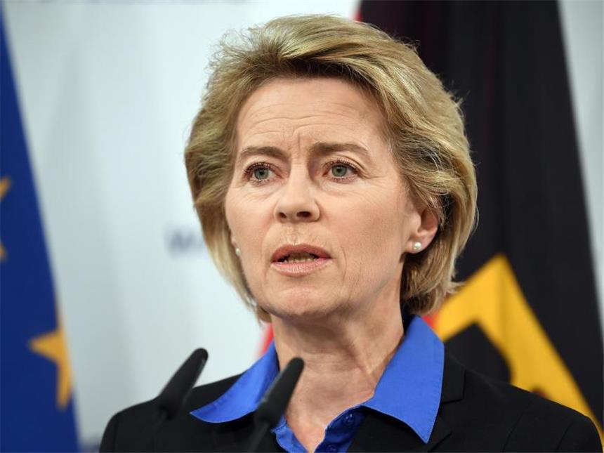 Ursachenforschung nach tödlichem Hubschrauberabsturz in Mali Traurig: Verteidigungsministerin Ursula von der Leyen reagiert auf den Hubschrauberabsturz in Mali. Foto: Britta Pedersen