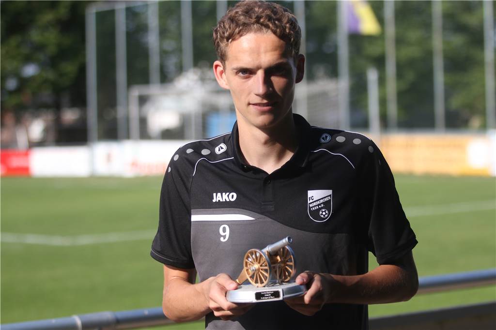 RN-Torjägerkanone: Sturmtank vom FC Nordkirchen schon wieder auf Platz eins Treffsicher: Daniel Krüger