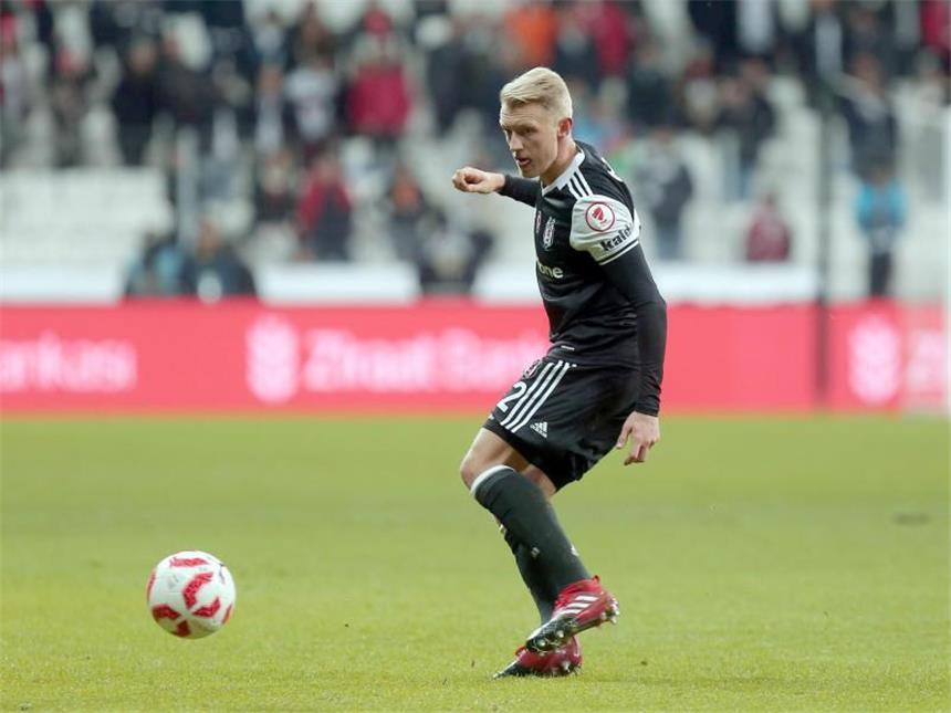 Trifft in der Champions League mit Besiktas Istanbul auf RB Leipzig: Ex-Nationalspieler Andreas Beck. Foto: Tolga Adanali