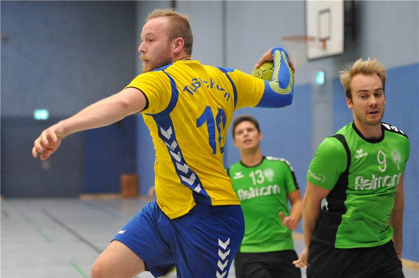 Der TuS Ickern ist in der Kreisliga gut angekommen Tristan Pensky (am Ball) war mit 15 Treffern der überragende Werfer des TuS Ickern beim Sieg gegen Waltrop.