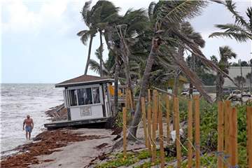 Tropensturm „Gordon“ hatte vor einer Woche die Südküste der USA heimgesucht. Nun sind „Florence“, „Helene“ und „Isaac“ im Anmarsch. Foto: Mike Stocker/Sun Sentinel/Zuma