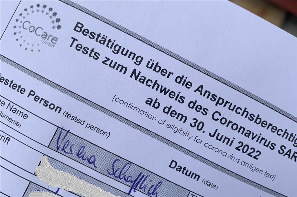 Corona-Schnelltest: Holpriger Start der 3-Euro-Regel in Castrop-Rauxel Trotz Angaben der Kontaktdaten bei der Buchung musste unsere Autorin vor dem Test nochmal einen Zettel ausfüllen.