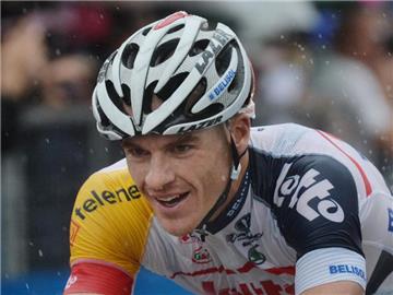 Trotz ausgekugelter Schulter will der Australier Adam Hansen die Tour unbedingt beenden. Foto: Luca Zennaro