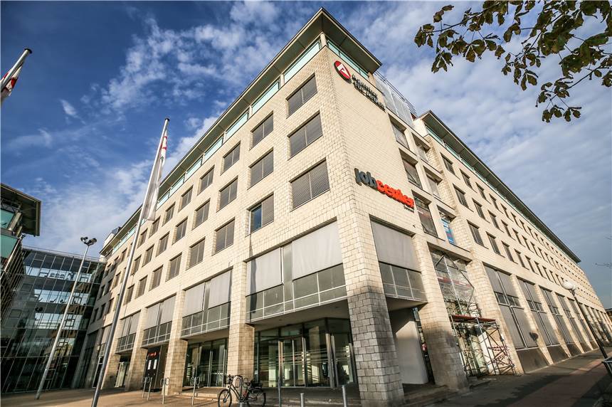 Jobcenter ruft Mitarbeiter vorerst aus dem Home-Office zurück Mitarbeiter des Dortmunder Jobcenters sollen aus dem Home-Office wiederkommen.
