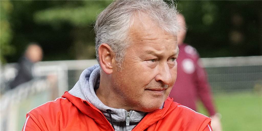 Abstieg droht: BR Billmerich legt Fehlstart hin − und jetzt geht’s gegen zwei Giganten der Liga Trotz des schlechten Saisonstarts behält Billmerichs Trainer Hubert Tadday die Fakten im Blick.