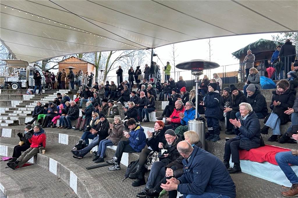 Besucher im Amphitheater