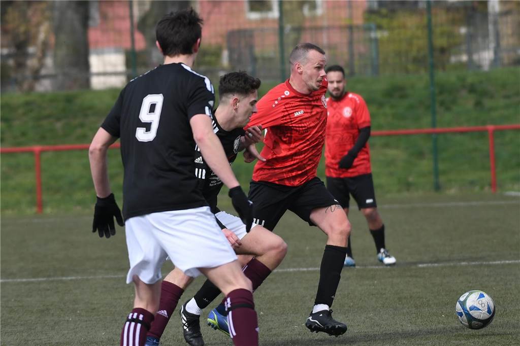 Trotz einer 2:1-Führung musste sich die in der Kreisliga A abstiegsgefährdete SG Victoria/SF dem SC Arminia Ickern mit 2:4 geschlagen geben.