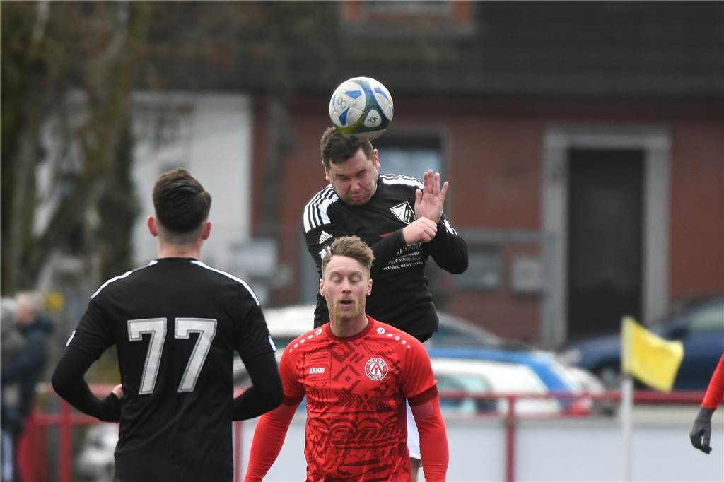 Trotz einer 2:1-Führung musste sich die in der Kreisliga A abstiegsgefährdete SG Victoria/SF dem SC Arminia Ickern mit 2:4 geschlagen geben.