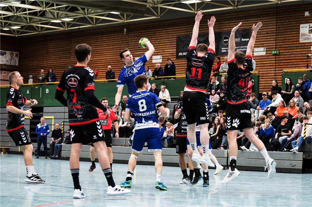Trotz eines guten Starts musste sich der HSC am Ende wieder geschlagen geben, verlor mit 27:30 gegen die SG Menden Sauerland Wölfe.