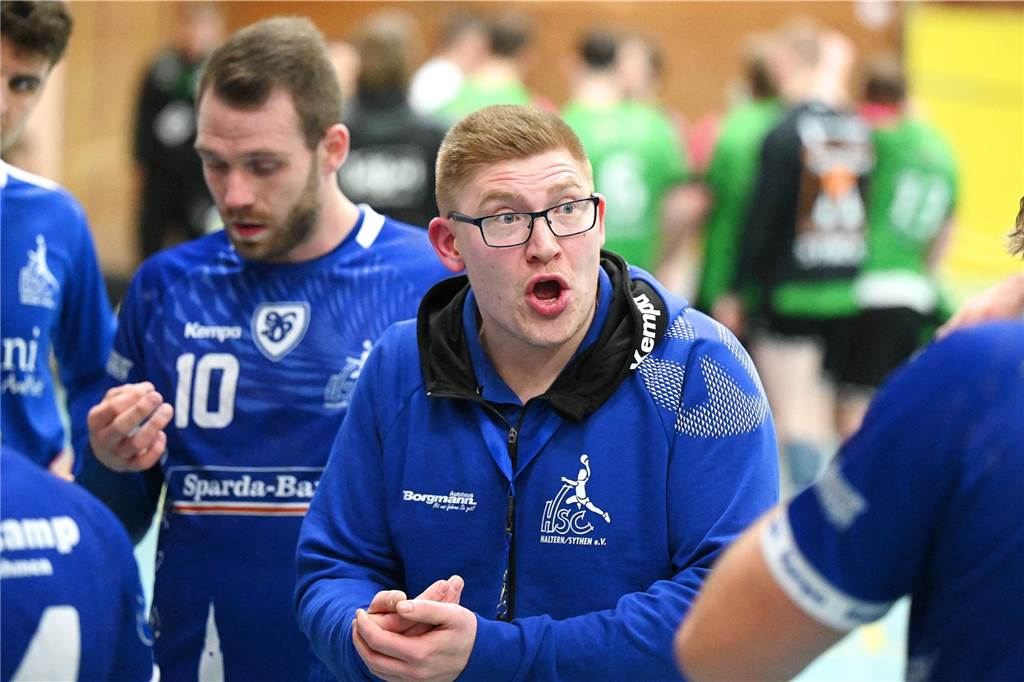 Trotz phasenweise engagierter Leistung reichte es am Ende nicht für einen Punktgewinn: Der HSC Haltern-Sythen verlor am Freitagabend (29. November) gegen Tabellenführer HTV Hemer mit 24:29.