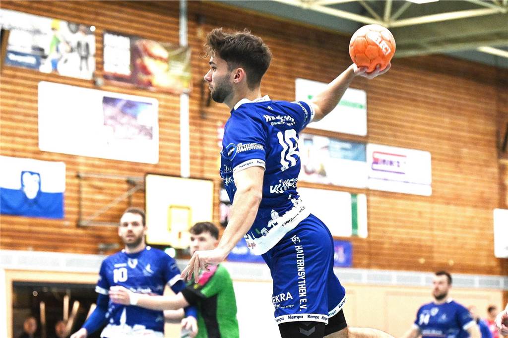 Trotz phasenweise engagierter Leistung reichte es am Ende nicht für einen Punktgewinn: Der HSC Haltern-Sythen verlor am Freitagabend (29. November) gegen Tabellenführer HTV Hemer mit 24:29.