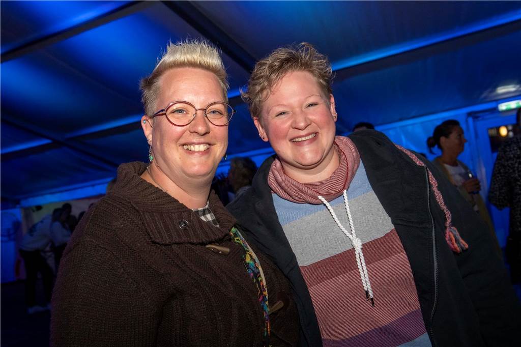 Trotz weniger Besucher war die Stimmung gut. Die zwei DJs Stock und Oswood legten auf und die Anwesenden tanzen bis zum Schluss. 