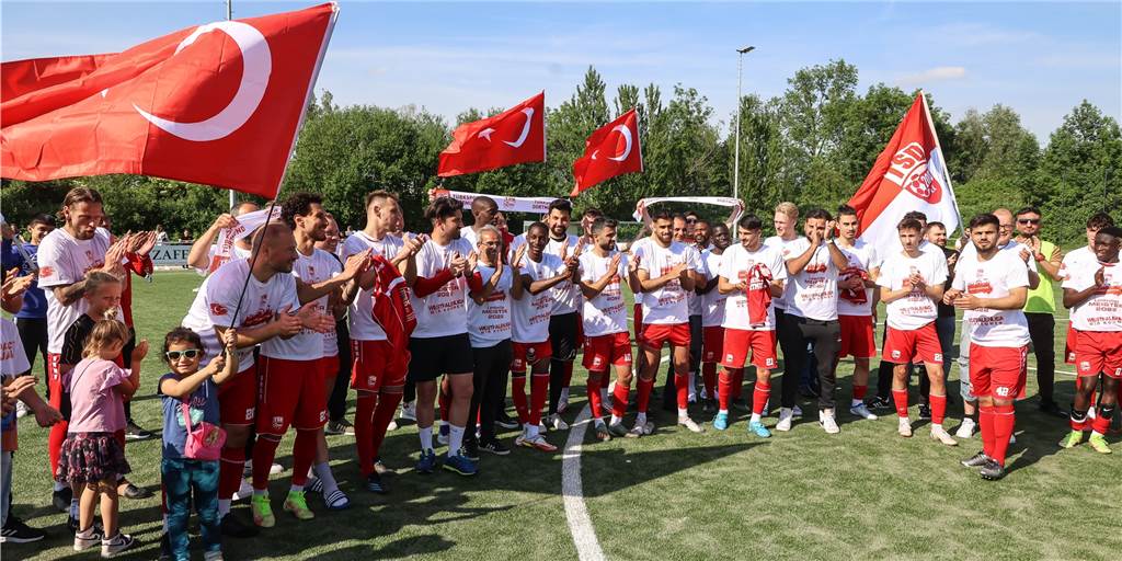 Fix: Türkspor Dortmund verpflichtet einen ehemaligen Drittliga-Spieler Türkspor Dortmund hat einen neuen Offensivspieler verpflichtet.