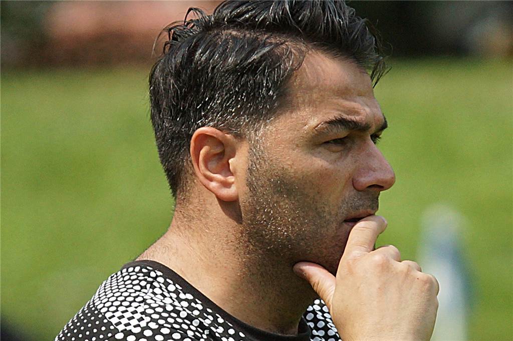 Heimische Fußballer zum Löw-Rücktritt: „Hoffentlich macht‘s nicht der Matthäus“ Tuncay Sönmez hört im Sommer ebenfalls als Trainer auf - jedoch aus anderen Gründen als Jogi Löw.