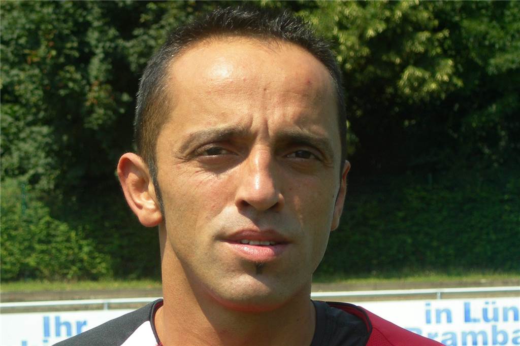 Ärger zwischen VfB Lünen und SG Gahmen: Trainer wechselt und nimmt ganzes Team mit Tuncay Tiryaki nahm seine komplette C-Jugend mit zur SG Gahmen.