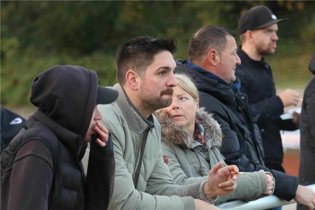 SpVg Beckum II verzichtet auf die Bezirksliga: Gemischte Reaktionen bei Absteiger TuRa Bergkamen TuRa-Sportchef Hendrik Schwarz äußert sich zum Rückzug der SpVg Beckum II.