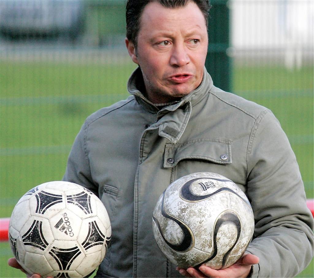 Vor 15 Jahren träumten Castrop-Rauxeler Fußballer von Groß-Fusion und Oberliga-Team Turhan Ersin war 2006 der 2. Vorsitzende des SV Yeni Genclik. Der Verein wurde 2016 aufgelöst.