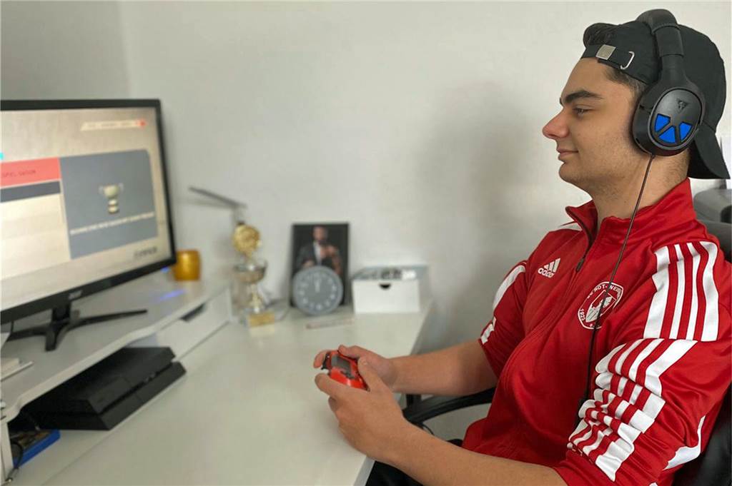 Nach erfolgreichem FIFA-Turnier: RW Nienborg will E-Sport vorantreiben Turniersieger Kaan Zopirli