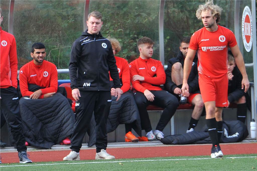 Schwerter Klub leitet nächste Runde der Erfolgsgeschichte ein: Begehrter Trainer verlängert TuS-Coach Arne Werner hat verlängert.