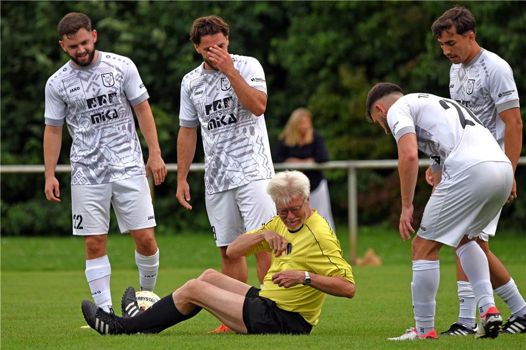TuS Gahlen gewinnt beim klassentieferen B-Ligisten Eintracht Erle deutlich mit 4:1.