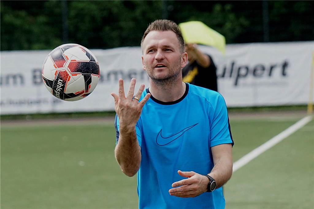 SuS Kaiserau II siegt gegen TuS Niederaden: „Waren besser qualitativ“ TuS Niederadens Trainer Amel Mesic war trotz der Niederlage nicht unzufrieden.