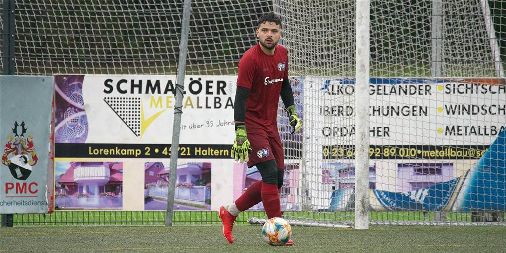 „Der Tiefpunkt“: Bezirksliga-Team des TuS Haltern kassiert nächste Klatsche TuS-Torwart Leonhard Backmann-Stockhofe musste gegen Ramsdorf sechs Mal hinter sich greifen.