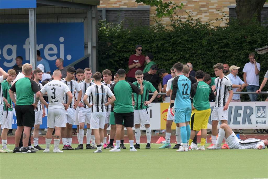 TuS Westfalia Wethmar zieht eigene A-Jugend zurück: „Es ist eine verdammte Scheiß-Situation“ Westfalia Wethmars A-Jugend nach dem Abstieg in die Kreisliga A.
