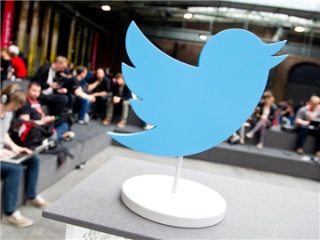 Twitter kämpft schon seit längerem mit verlangsamtem Wachstum und roten Zahlen. Foto: Christoph Schmidt