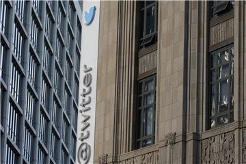 Twitter-Mitgründer Jack Dorsey versucht als Firmenchef, den Dienst einfacher nutzbar zu machen und so das Wachstum anzukurbeln. Foto: Jeff Chiu/AP