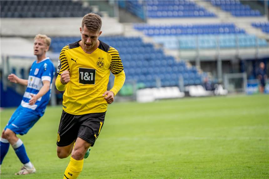 Achtungserfolg für BVB-U23: Neuzugang Pasalic sichert 1:1 gegen Zwolle U23-Neuzugang Marco Pasalic bejubelt seinen Treffer zum 1:1 gegen Zwolle.
