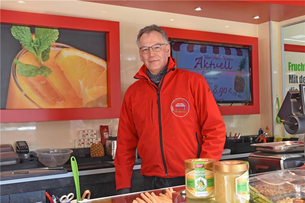 Quietschend und schneeweiß: Auf dem Markt startet die Spargelsaison Udo Küsters, Markthalle Vreden