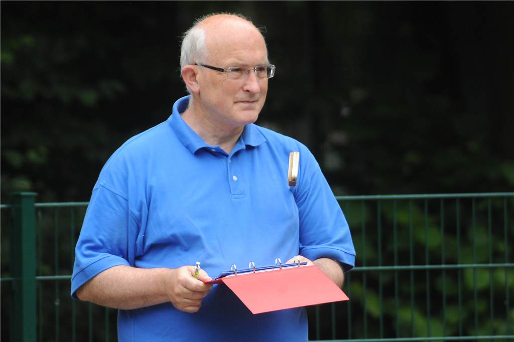 Die Bälle fahren am Parkbad Nord jetzt eine Achterbahn Udo Sternemann